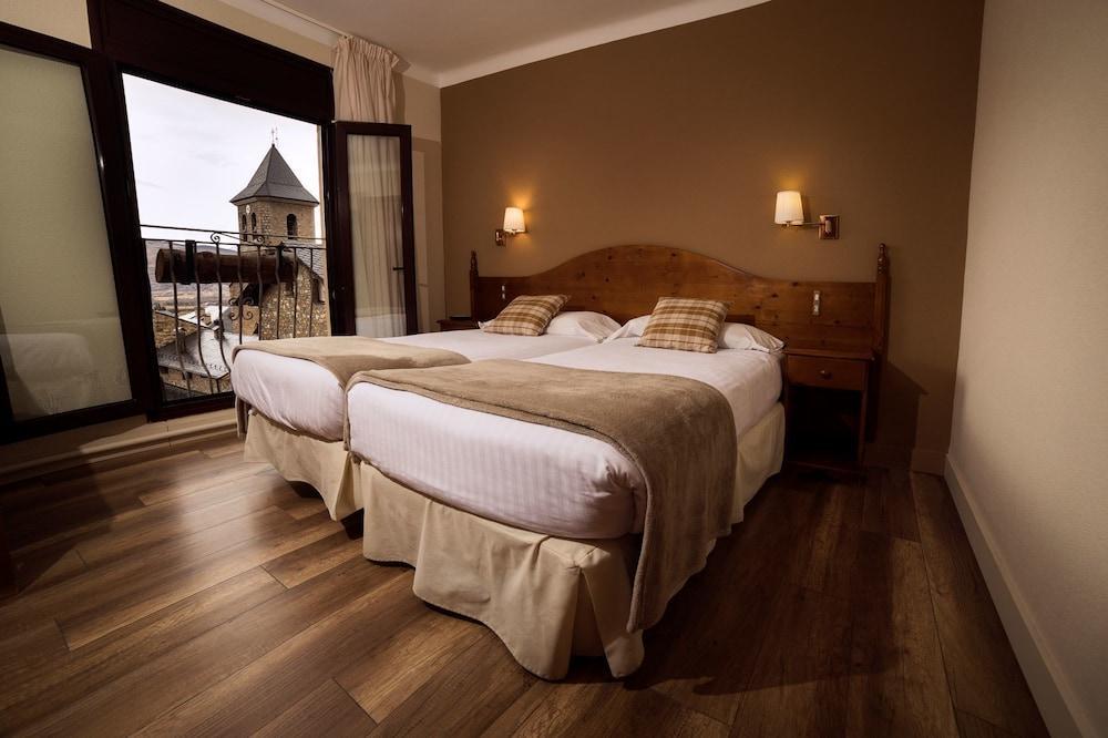 Hotel Roca Alp Extérieur photo