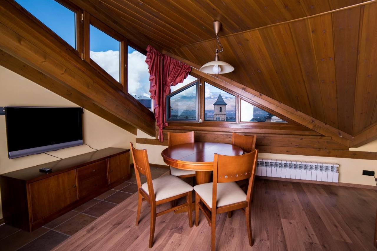 Hotel Roca Alp Extérieur photo