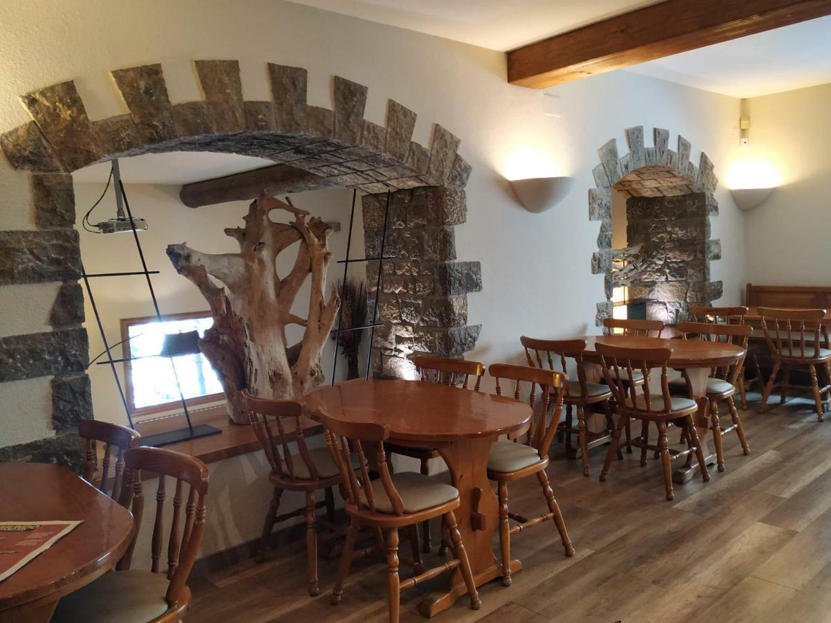 Hotel Roca Alp Extérieur photo